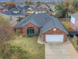 featured image of 17604 Wain Bridge Ave