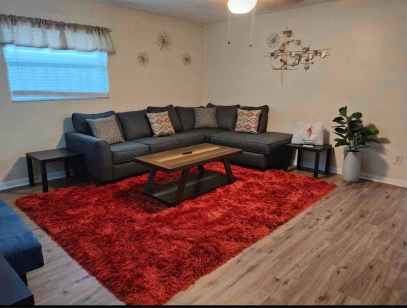 7075 65th Way N - Photo 2 of 12