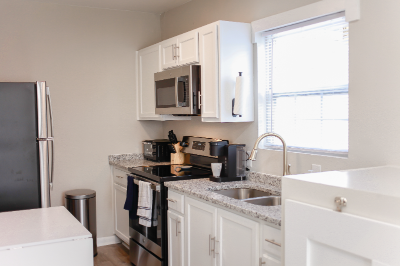 1265 Pall Mall St #B - Photo 4 of 19