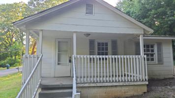 featured image of 122 Hillside Dr