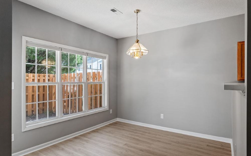107 Fox Trail Ln - Photo 5 of 18