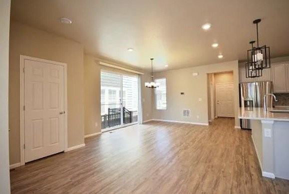 8204 S Trails Edge Ct - Photo 3 of 12