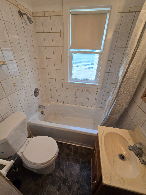 3122 N 42nd St - Photo 4 of 8