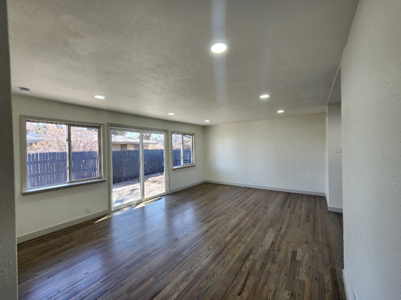 860 S Quivas St #B - Photo 4 of 11