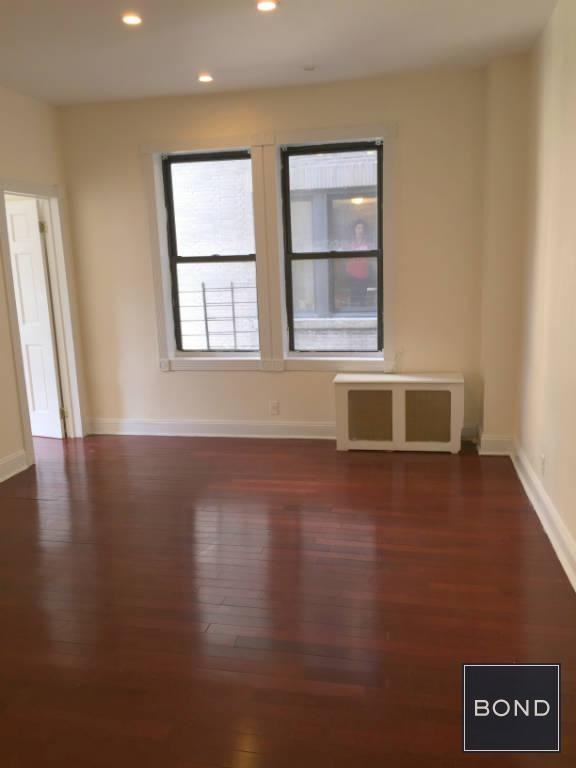 Fort Washington Ave #MT31