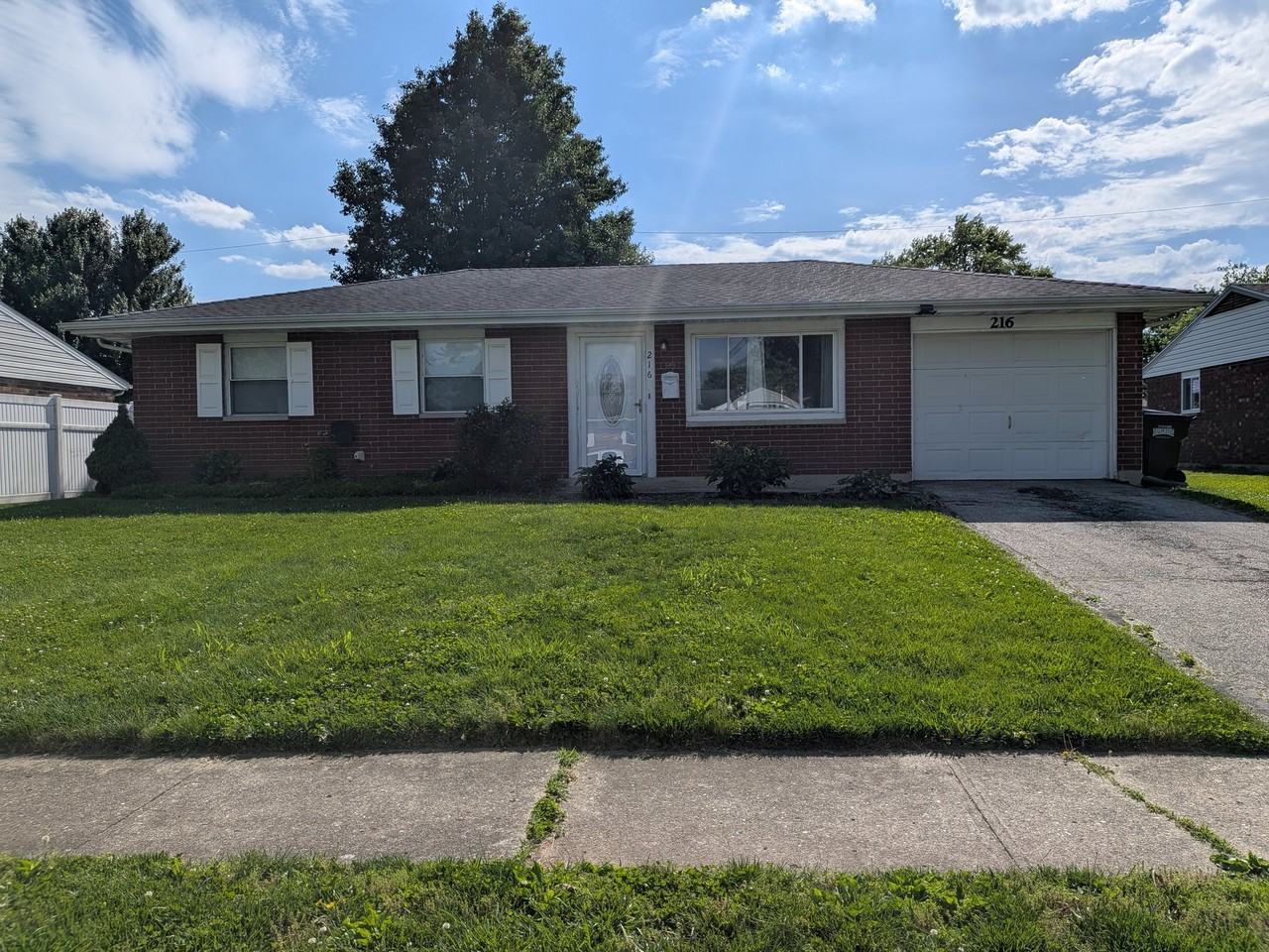 216 Kansas Dr