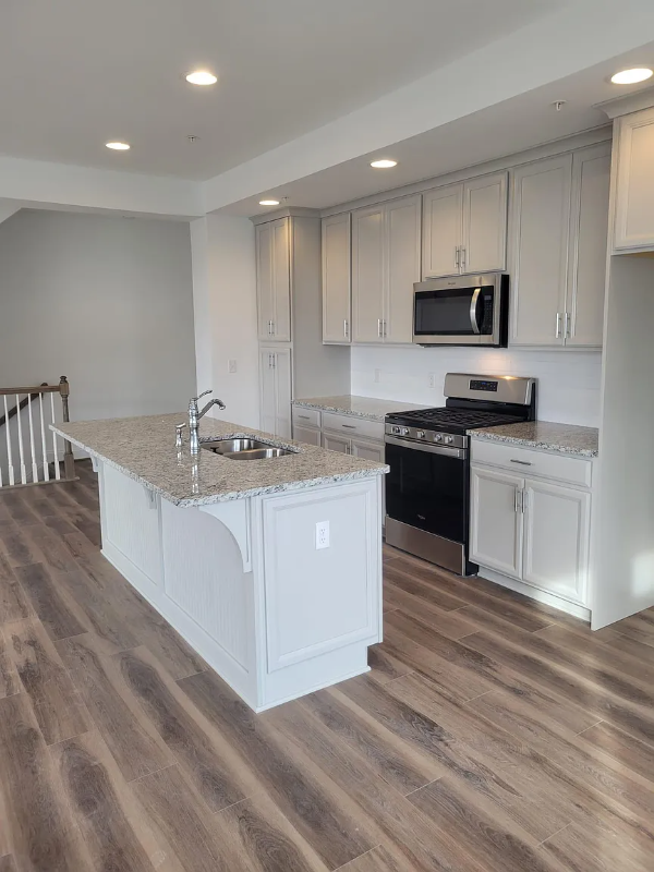 3118 Detweiler Ln - Photo 7 of 20