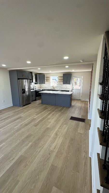 805 Kenyon Ln - Photo 4 of 11