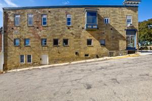 featured image of 104 High St #104B