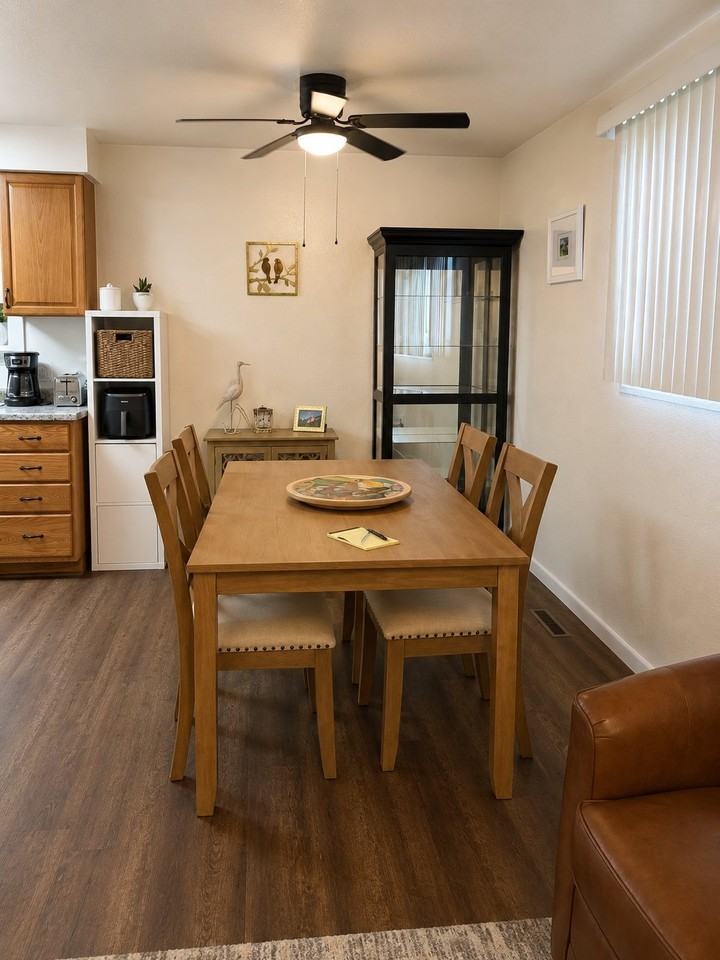 427 W Wright Ave - Photo 5 of 10