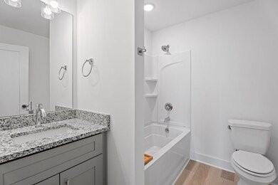 608 Markham St - Photo 3 of 20
