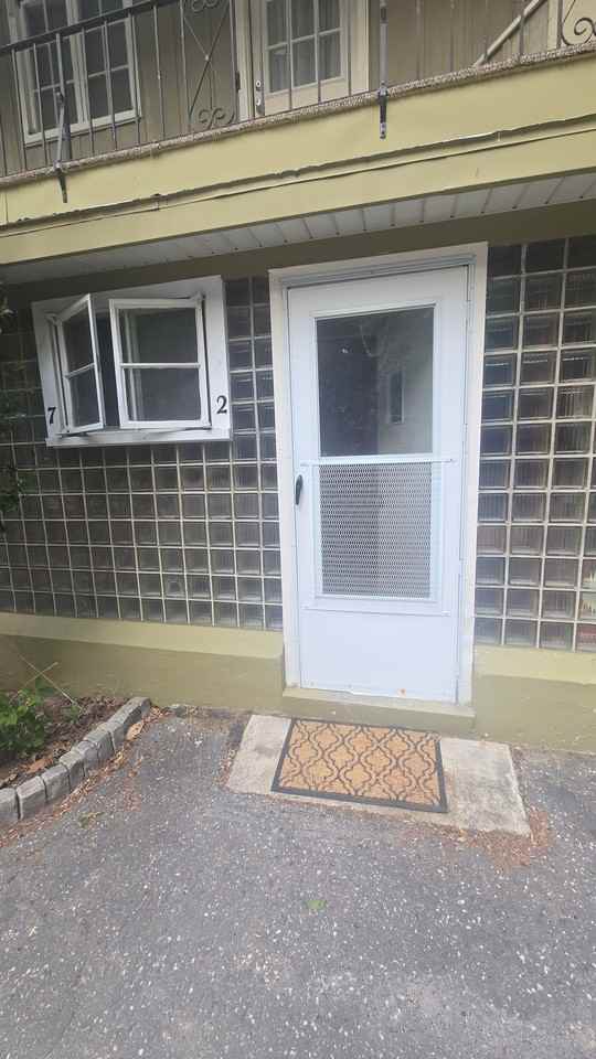 129 Westwood Dr #7 - Photo 4 of 15