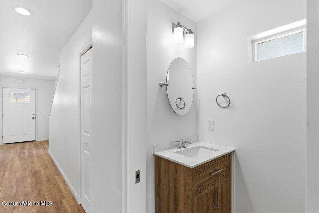 34 E Jefferson Ave - Photo 5 of 13