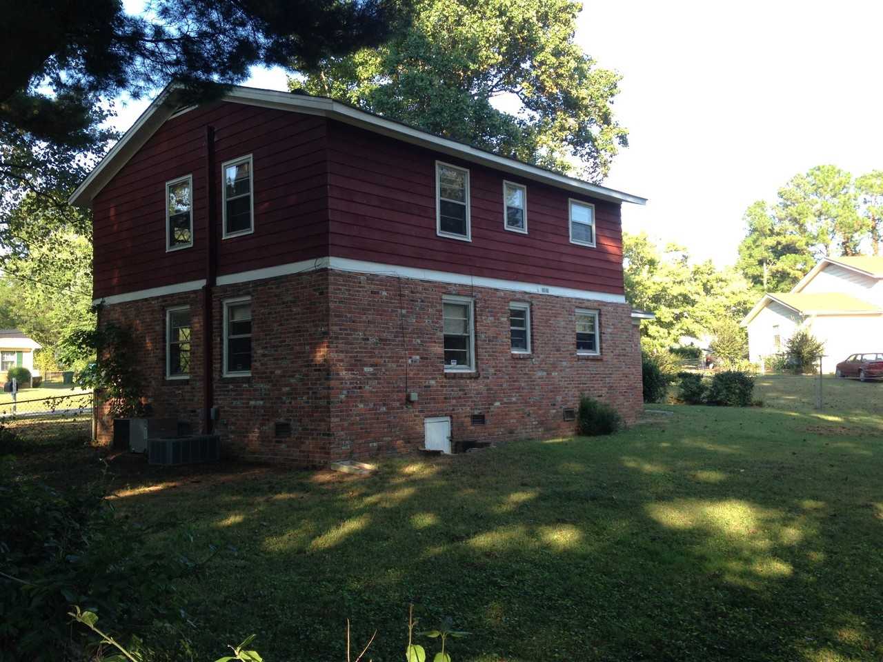 2602 Gibson St Nw - Photo 2 of 11