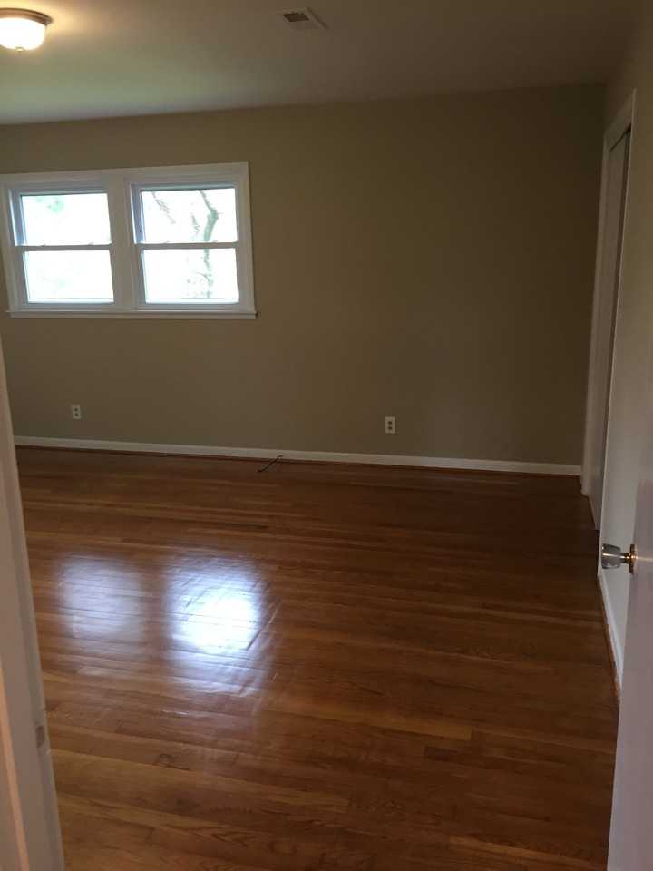 2602 Gibson St Nw - Photo 7 of 11