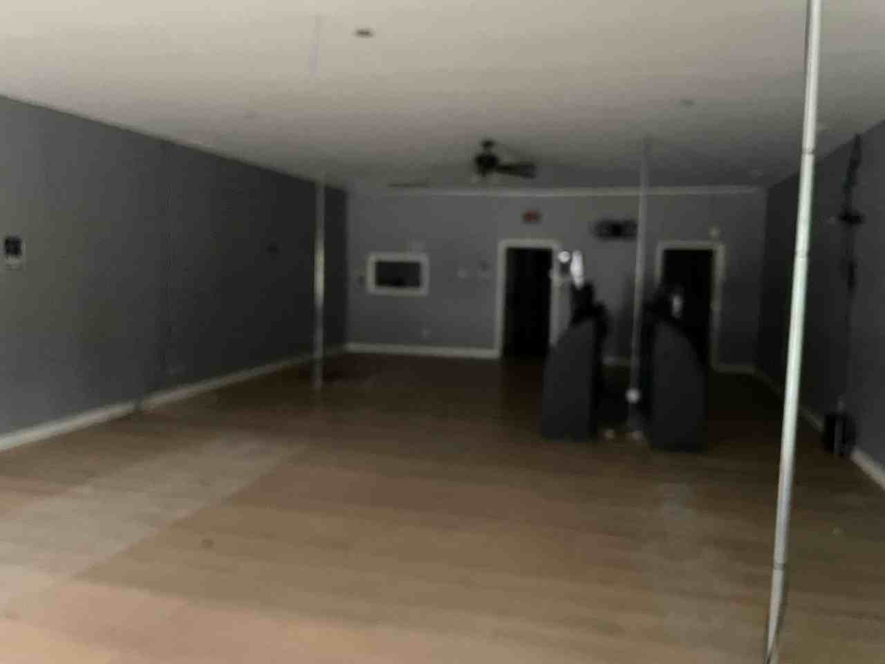 6746 E Wilson St - Photo 3 of 5