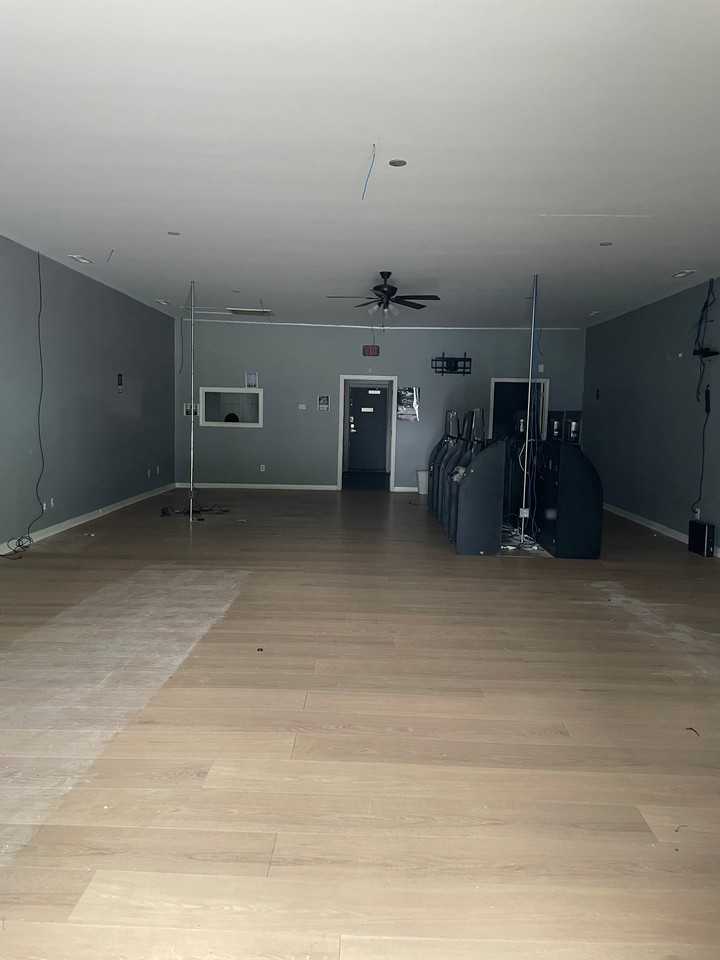 6746 E Wilson St - Photo 4 of 5
