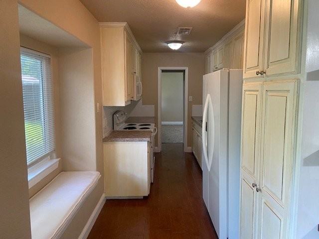 6017 Hillcrest Dr - Photo 5 of 15