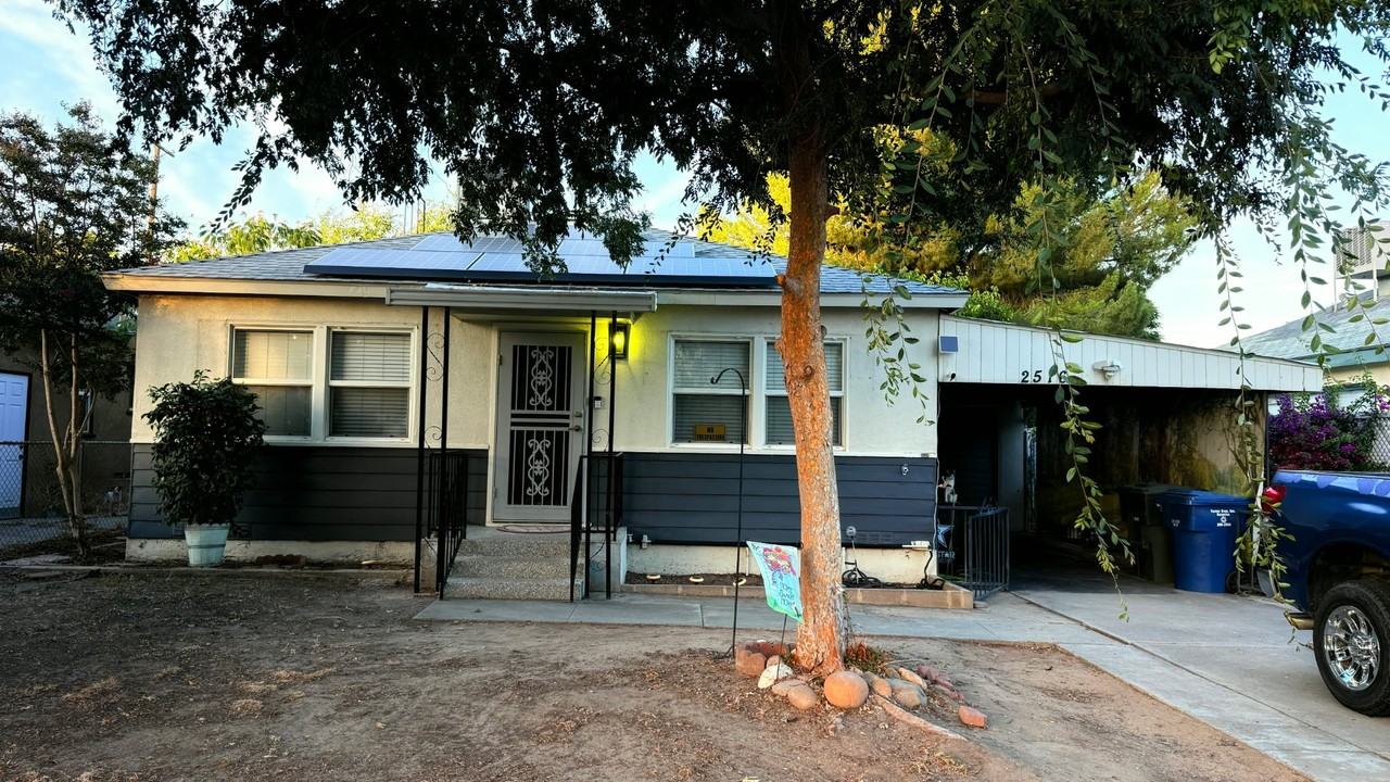 2516 Charleston Dr