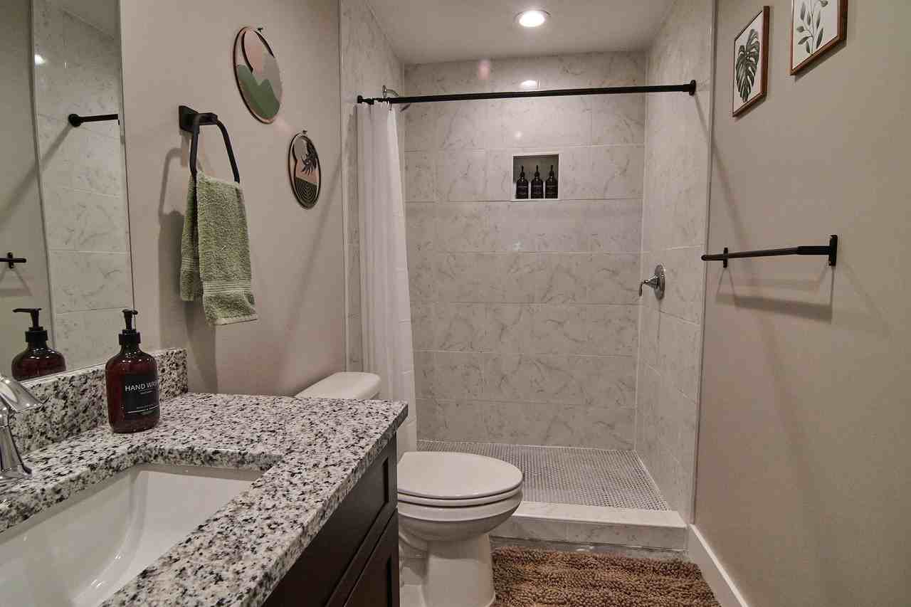 100 Rio Del Mar St - Photo 3 of 12