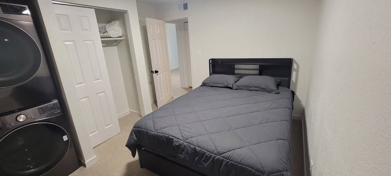 740 E Rio Grande St #742 - Photo 6 of 11