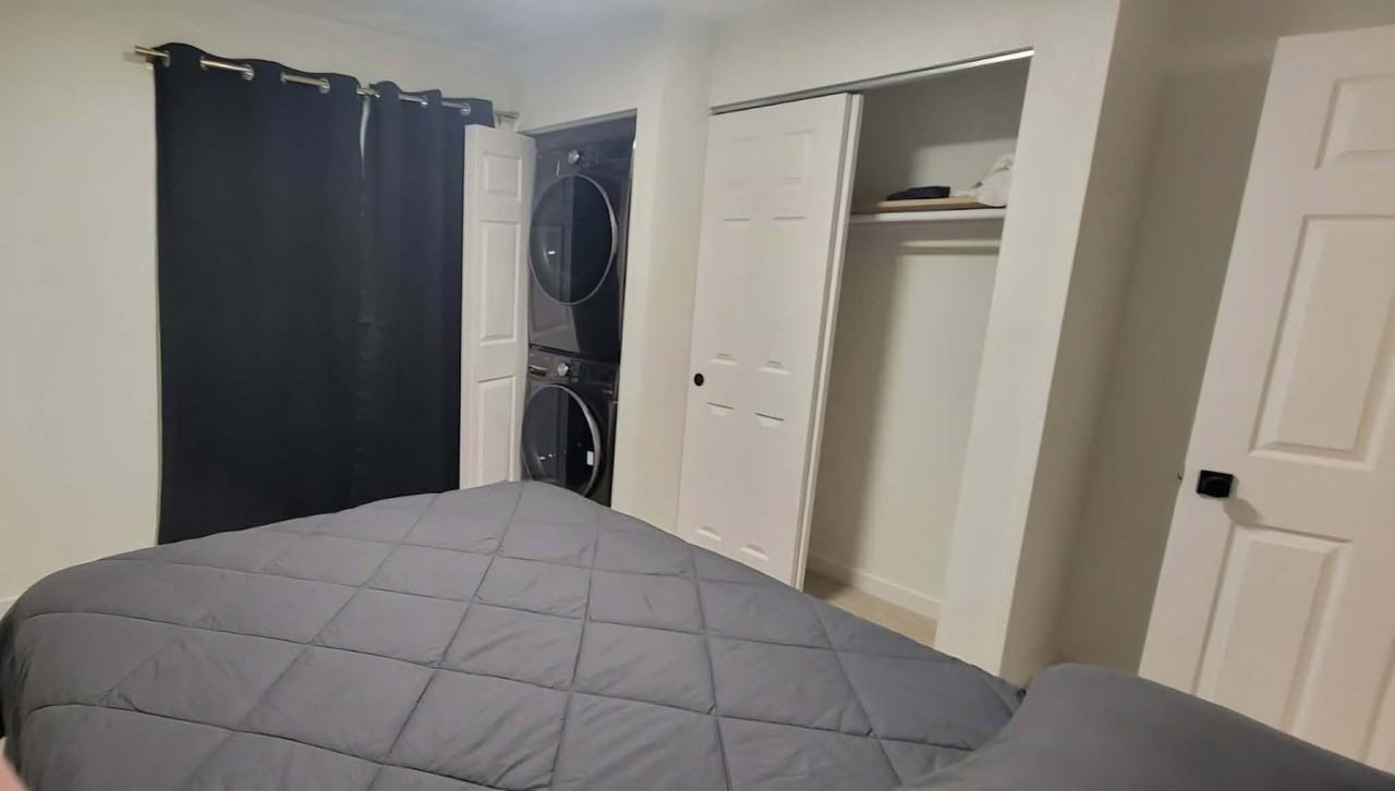 740 E Rio Grande St #742 - Photo 7 of 11