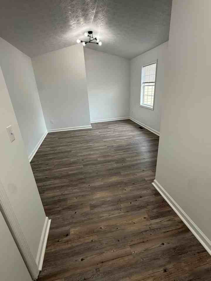 111 Paint Rock Ferry Rd #B - Photo 3 of 11
