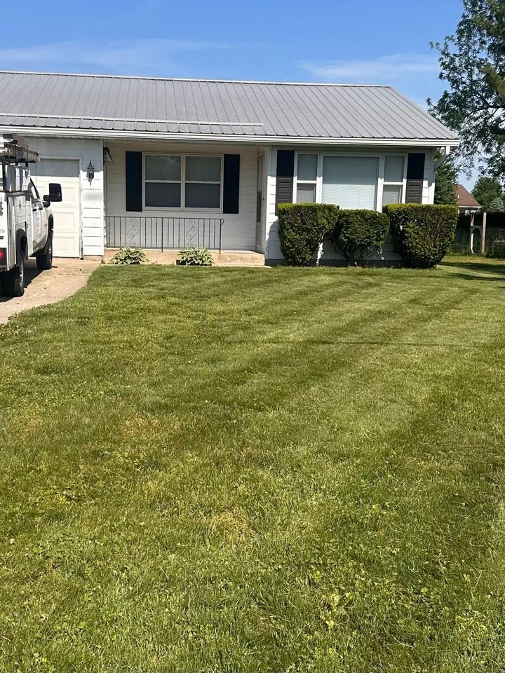 58208 Country Way - Photo 2 of 11