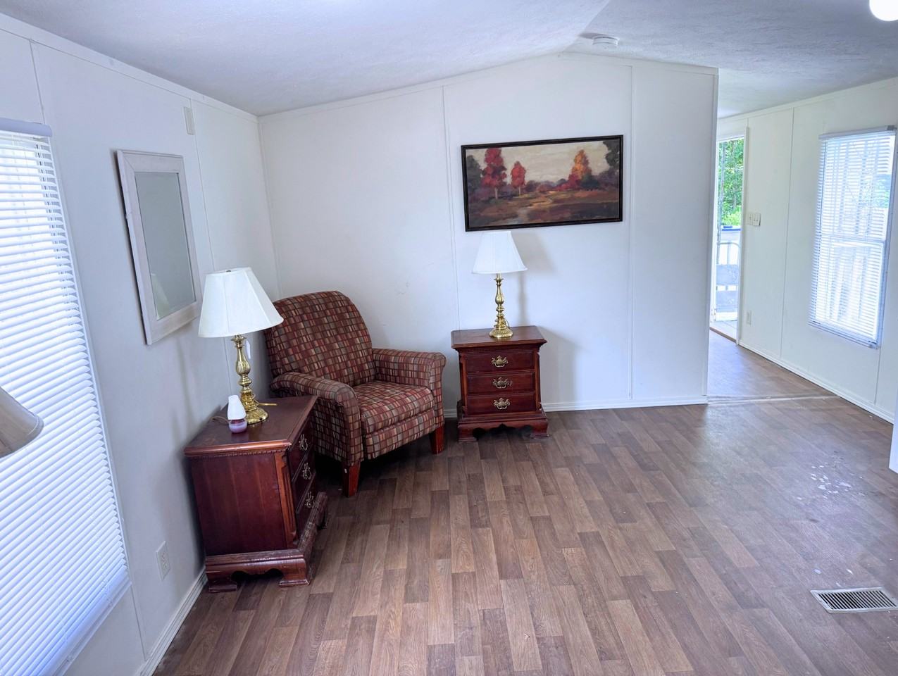 1210 Rim Rd #1210 - Photo 5 of 10