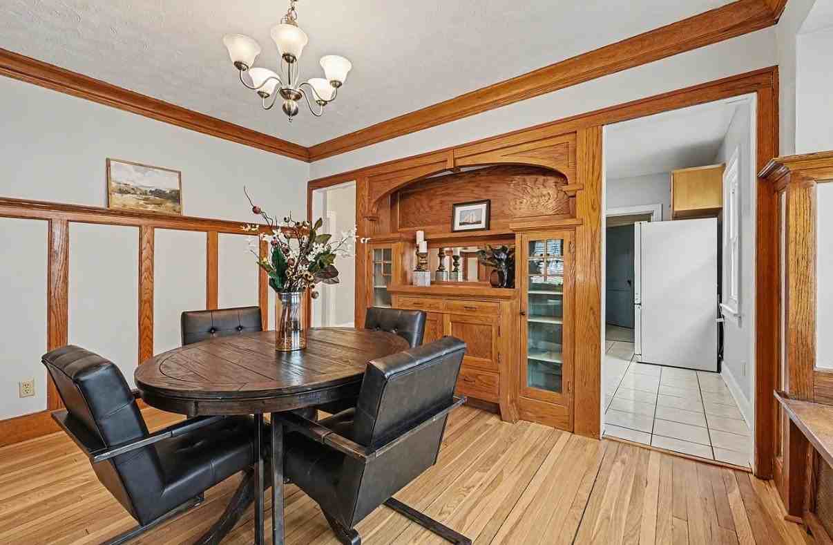 1550 Hague Ave #1 - Photo 5 of 15