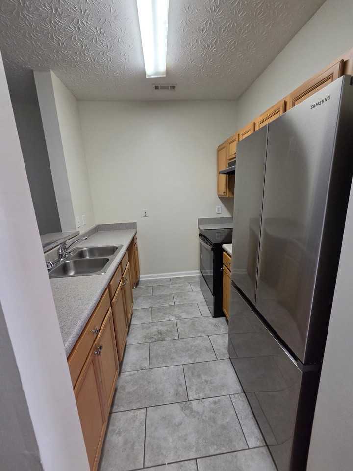 6076 Camden Forrest Dr - Photo 4 of 15