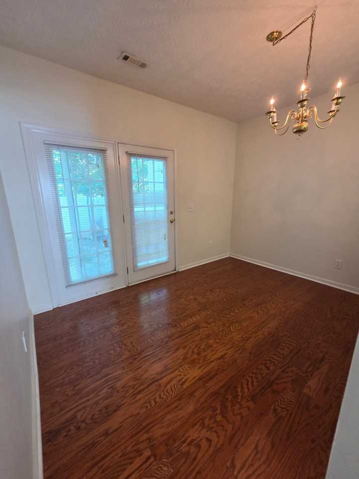 6076 Camden Forrest Dr - Photo 5 of 15
