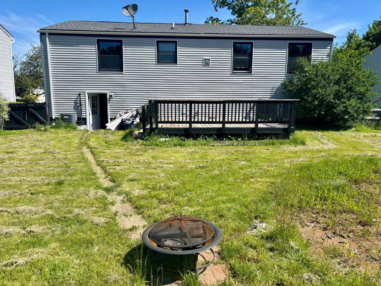 6962 Northview Dr - Photo 3 of 15