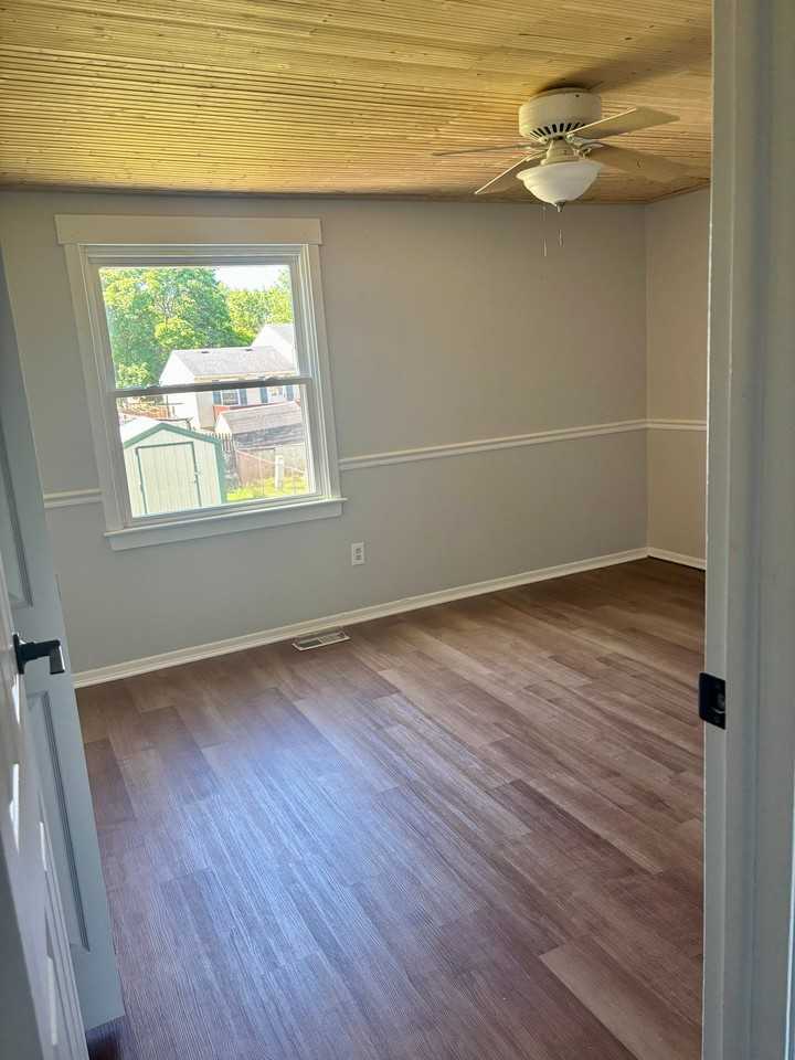 6962 Northview Dr - Photo 7 of 15