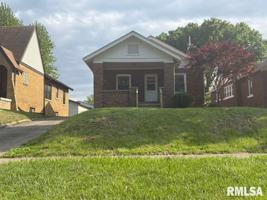 featured image of 512 Broad Pl