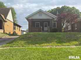 512 Broad Pl - Photo 1 of 1