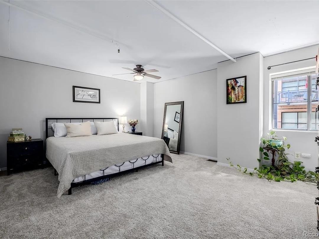 3003 S 79th Ave - Photo 5 of 7