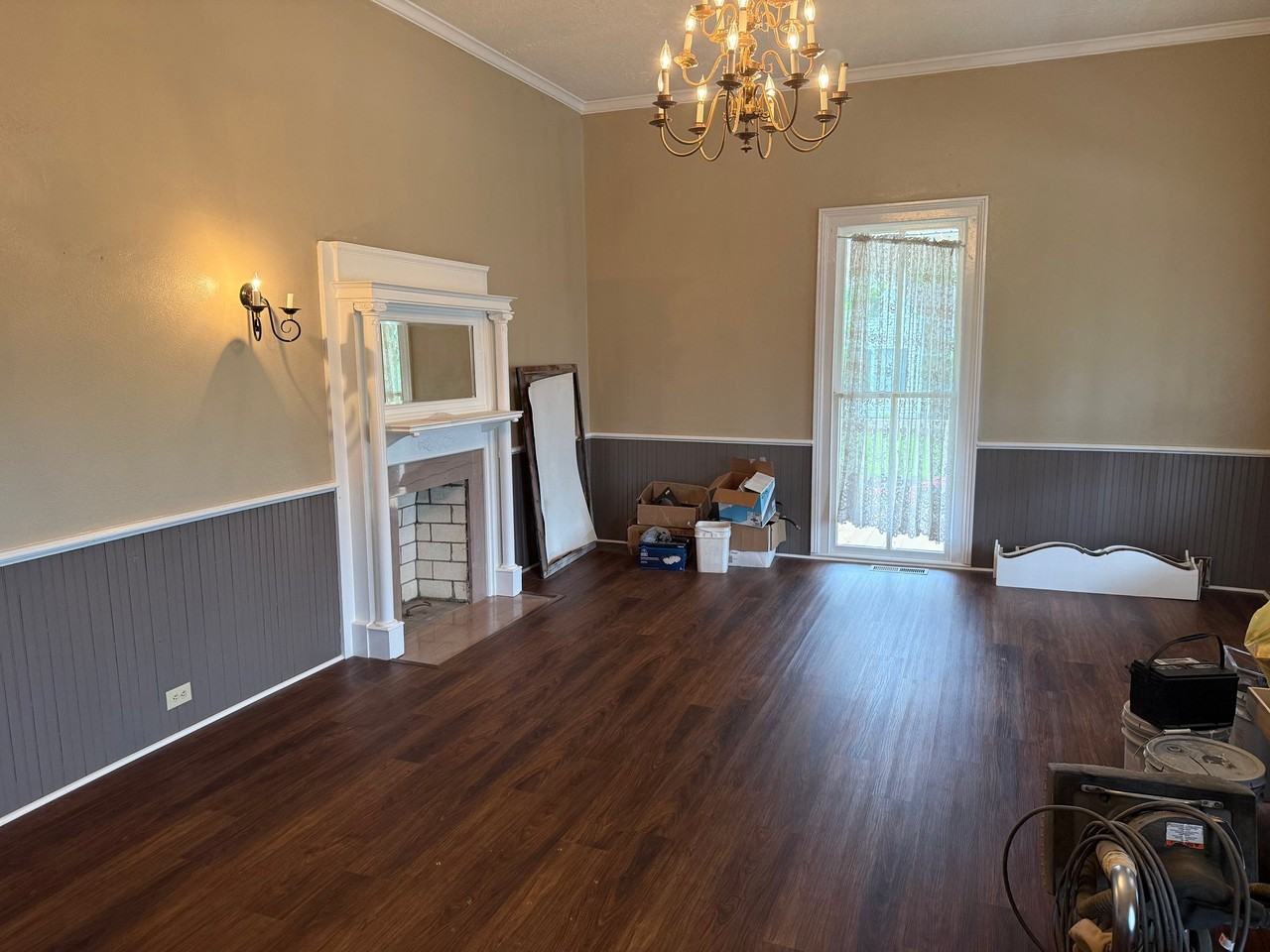 8177 Eisenhower Pkwy - Photo 2 of 12