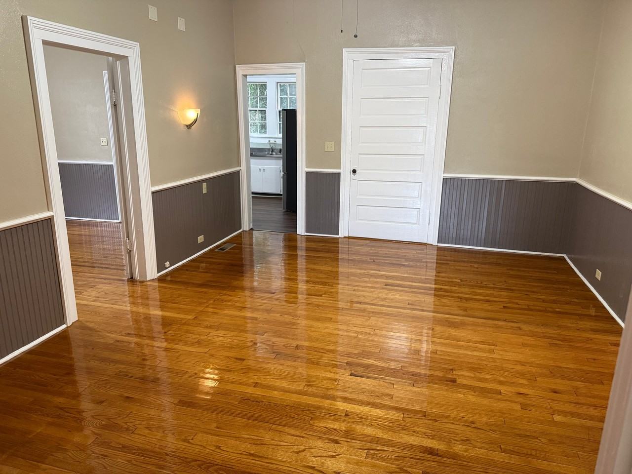 8177 Eisenhower Pkwy - Photo 3 of 12