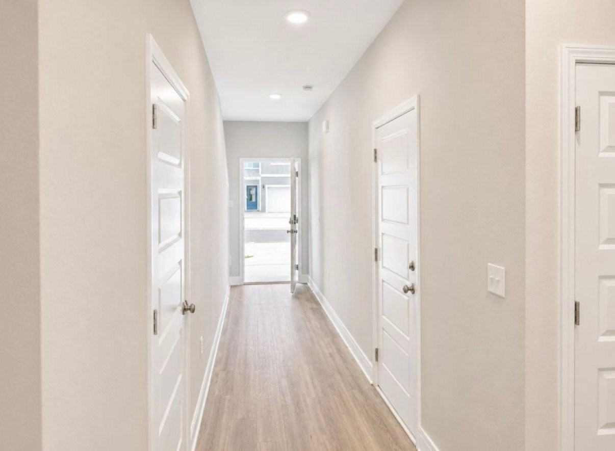 333 Callie Dr - Photo 6 of 13