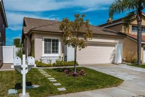 featured image of 927 S Firefly Dr