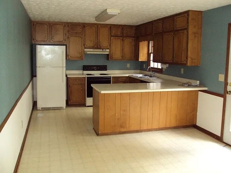 1482 Janice Ct Sw - Photo 2 of 10