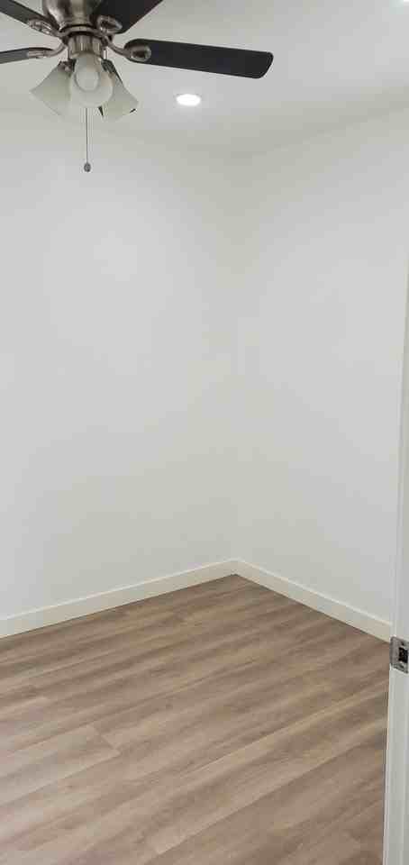 11745 4th Ave - Photo 2 of 7