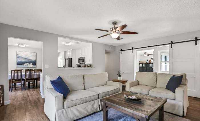 75028 Edwards Rd - Photo 2 of 13