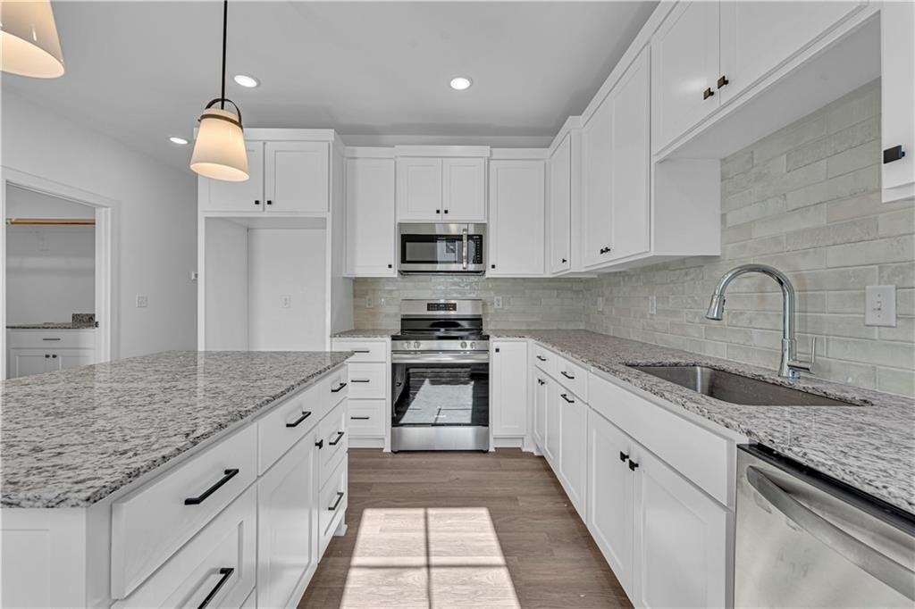 324 N West End St #B - Photo 2 of 4
