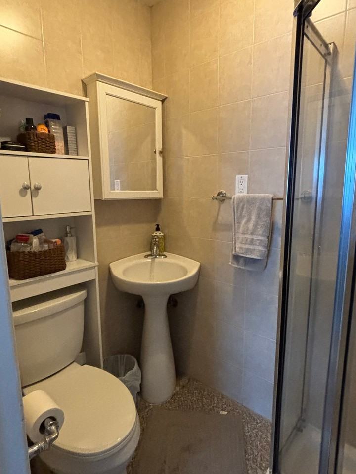 9 Kearney Ave #2nd - Photo 6 of 15