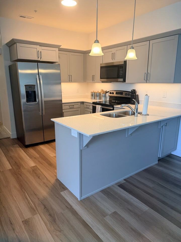 13516 S Maximus Dr #K304 - Photo 2 of 16