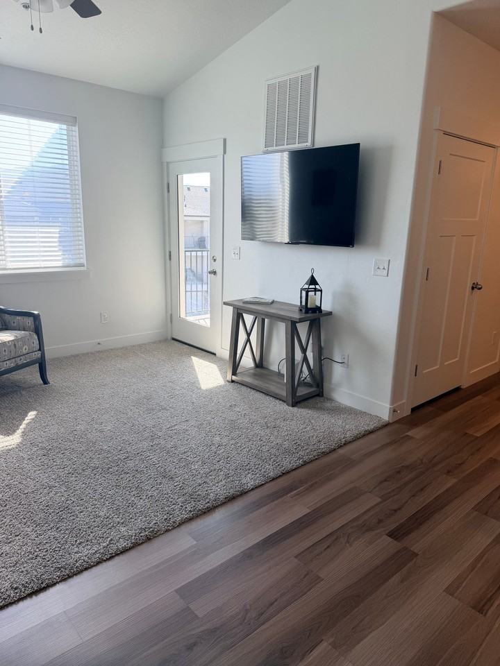 13516 S Maximus Dr #K304 - Photo 4 of 16