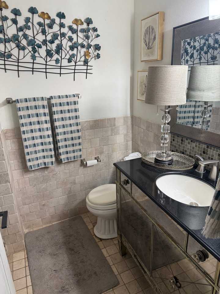 3135 Skyline Dr - Photo 2 of 3