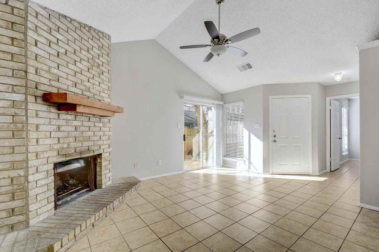 12207 Alderbrook Dr #A - Photo 3 of 20